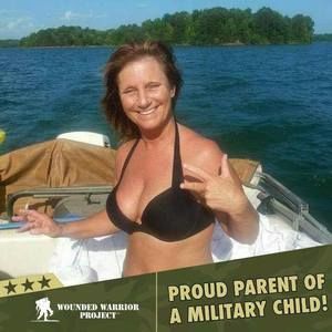 Meet your Posher, Reneaa